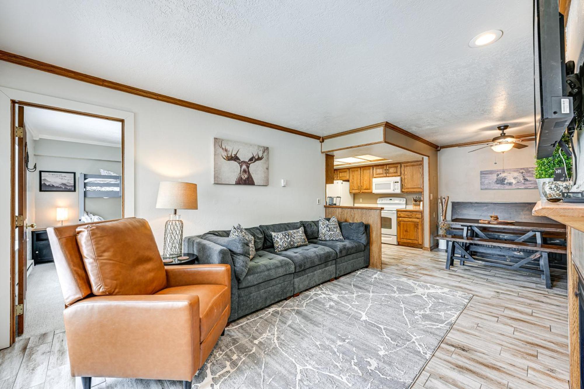 Brian Head Condo With Pool Access - Steps To Resort! Exterior photo