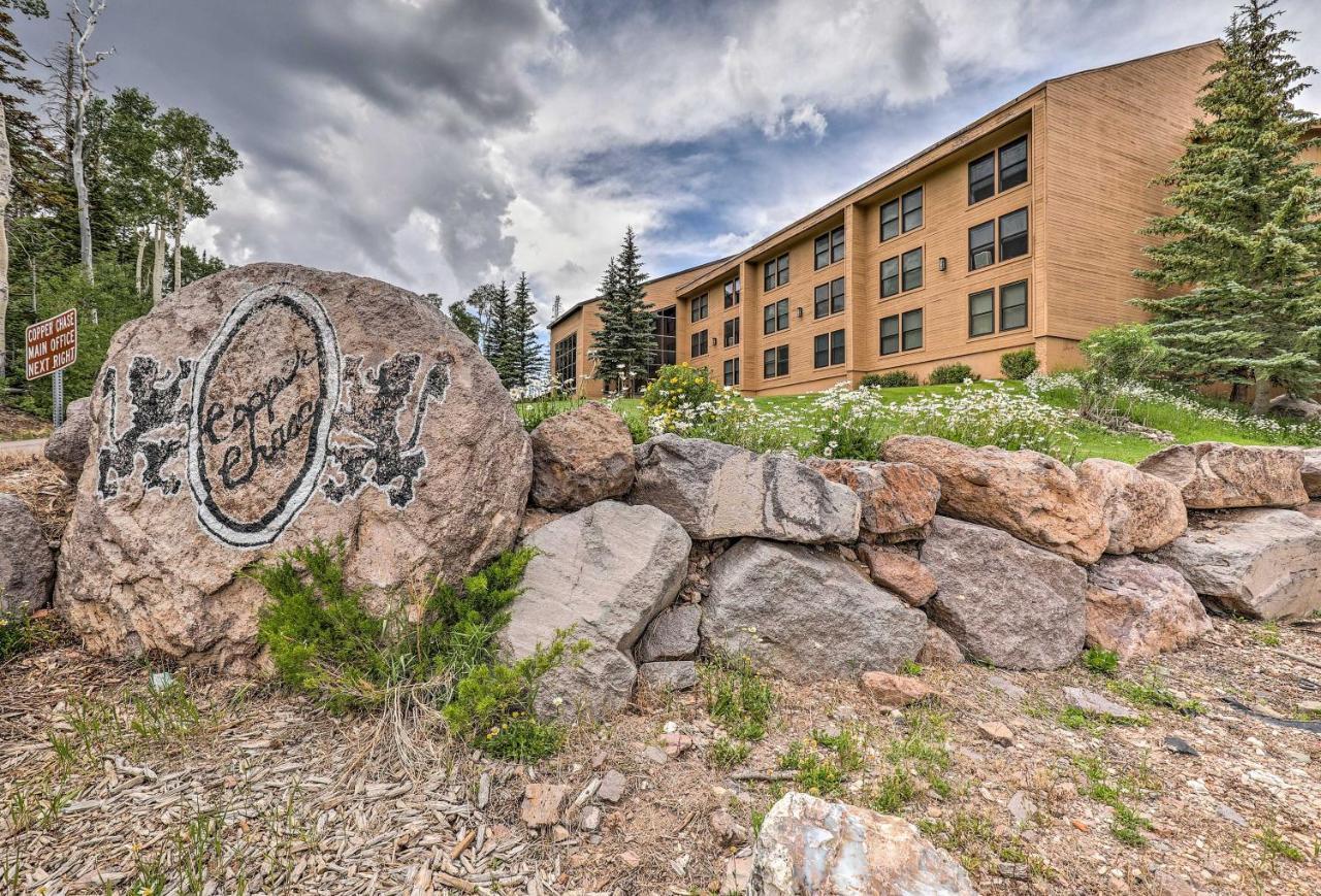 Brian Head Condo With Pool Access - Steps To Resort! Exterior photo